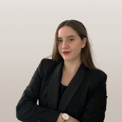 Maître Sarah LesnÉ