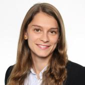 Maître Laurine Mayer